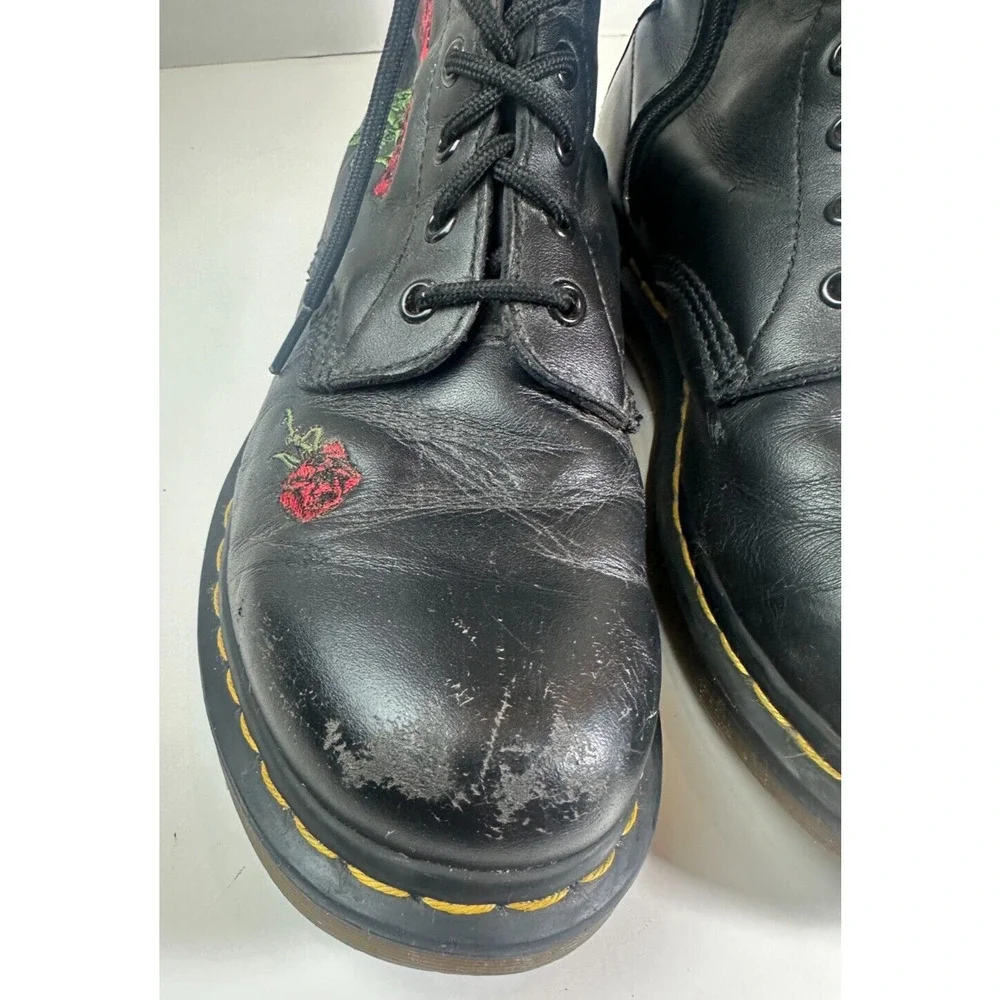 *Flawed Doc Dr. Marten 1914 Vonda Leather Lace up Embroidered Rose Boots US 10 - Picture 3 of 15